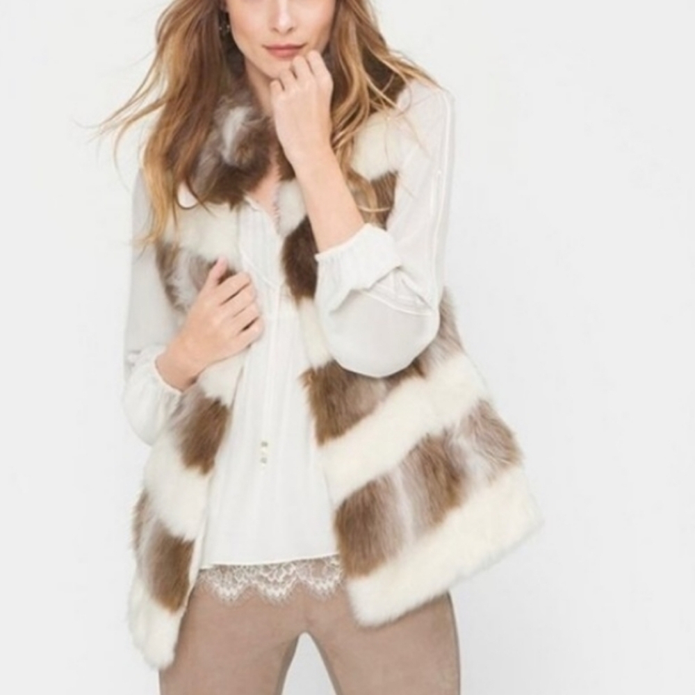 White House Black Market Faux Fur Chevro Striped Vest in brown and white Size SP - Picture 2 of 16